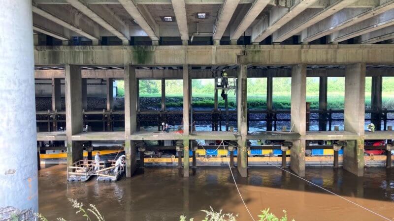 brug rivier renovatie pijlers ponton